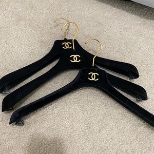 CHANEL hangers